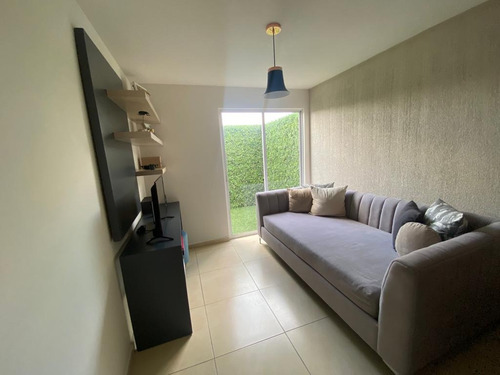 Venta De Casa Residencial De 3 Recamaras En Tecámac Ojo De Agua Con Casa Club Con Alberca