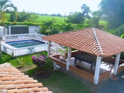 Candelaria, Vía Cabuyal, 6.400 M2