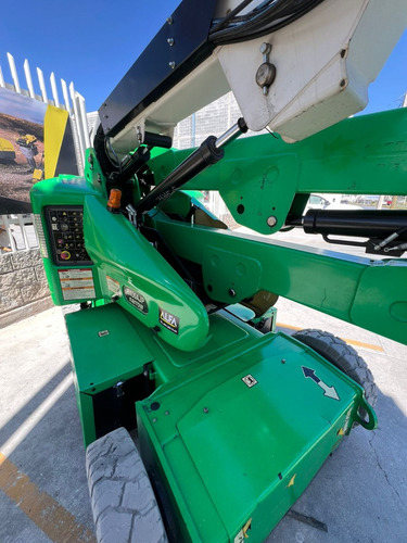 Brazo Articulado 40 Pies JLG Modelo E400a