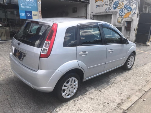 Ford Fiesta 1.0 8v 2class 1.0 8v Flex 5p