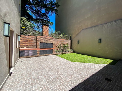 Imagen 12 de 30 de Venta Casa Devoto 6 Amb Cochera Y Jardin, Parrilla