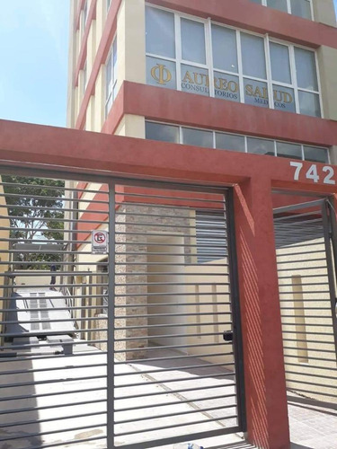 Imagen 2 de 12 de Oficina . Totalmente Finaciada . A Mts De Pte Peron .