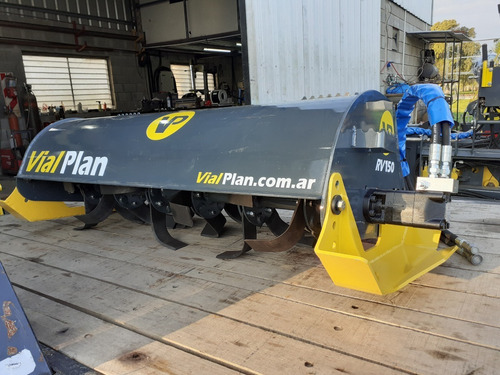 Implemento Rotovator Minicargadora Vialplan, Bobcat