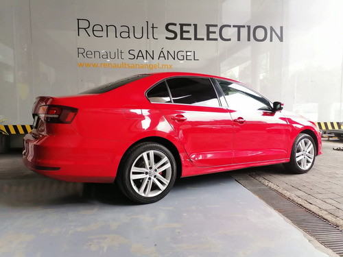 Imagen 3 de 15 de Volkswagen Jetta Sportline Tip 2017
