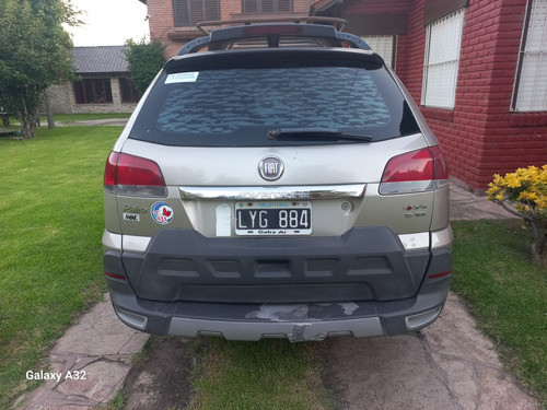 Fiat Palio WEEKEND ADVENTURE 1.6 16V