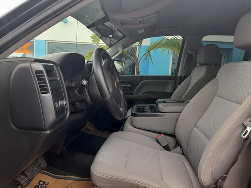 Imagen 11 de 15 de Chevrolet Silverado 2018 5.3 V8 2500 Ls Doble Cabina 4x2 At