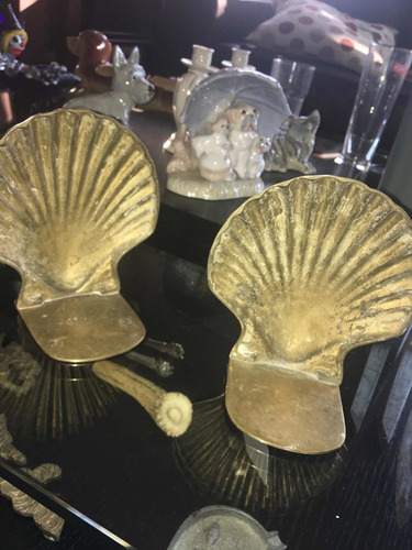 Imagen 3 de 4 de Aprieta Libros De Bronce Motivo Marino