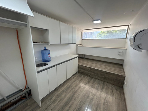 Arriendo Local Comercial Recoleta
