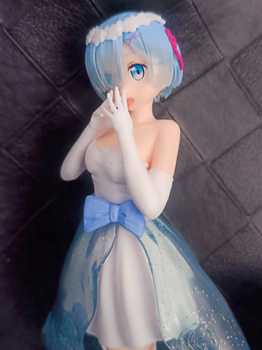 Figura Animé / Rem Zero Rem / Vestido Transparente & Blanco (Usado)