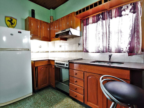 Imagen 8 de 30 de Casa 4 Amb Parque Cochera En Venta En La Tablada