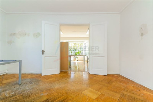 Imagen 5 de 18 de Casa En Venta De 5 Dorm. En Las Condes
