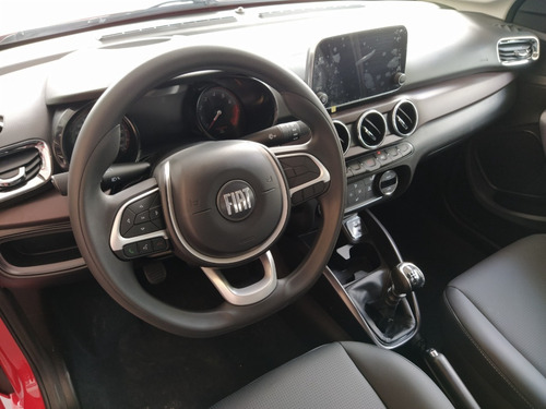 Fiat Cronos Precision 1.8 Rojo Ultima Unidad
