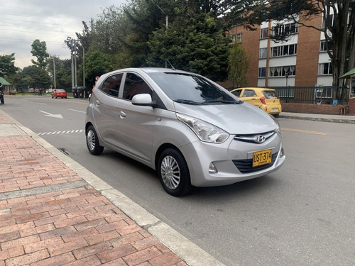 Hyundai Eon 2016 0.8 Style Full Equipo