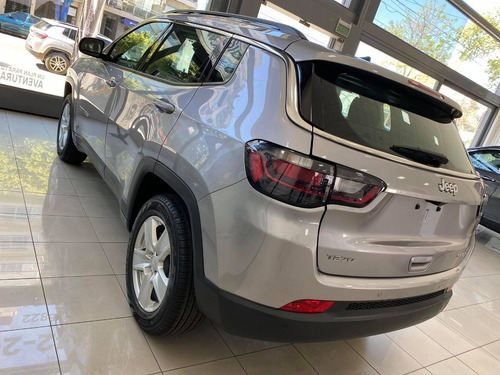 Imagen 4 de 23 de Jeep Compass Sport 1.3t #11