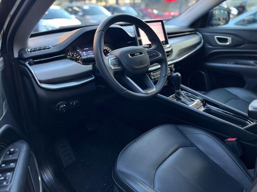 Jeep Compass LONG. T270 1.3 TB 4x2 Flex Aut.