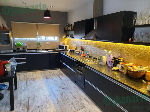 Imagen 4 de 18 de Impecable Quinta En Venta A Mts De Gorriti