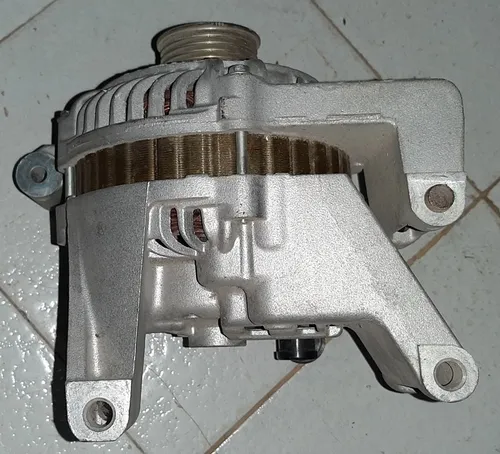 Alternador Mazda 3/5 Motor 2000