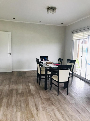Imagen 14 de 30 de Casa En Venta En Barrio San Gabriel 4 Dorms Y Piscina