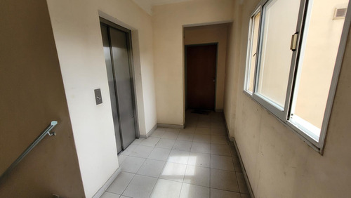 Venta De Edificio Sobre Calle Alem Al 700, Morón