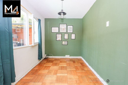 Casa En Venta En Las Condes 3 Dormi, Mas Servicio Y Estar