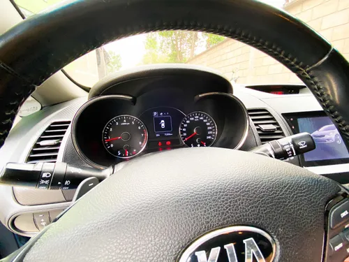Kia CERATO PRO 1.6l Zenith At