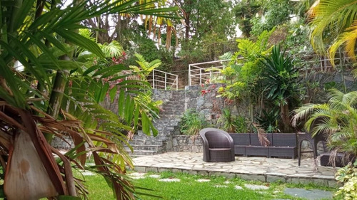 Imagen 2 de 12 de Vendo Casa 650m2 4h/4b/4p Prados Del Este 5028