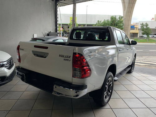 Imagem 4 de 9 de Toyota Hilux 2.8 D-4d Turbo Diesel Cd Srv 4x4 Automático