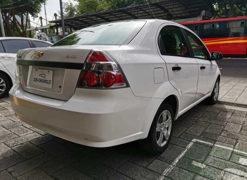 Imagen 7 de 13 de Chevrolet Aveo 2017 1.6 Lt Bolsas De Aire Y Abs Mt (5337)