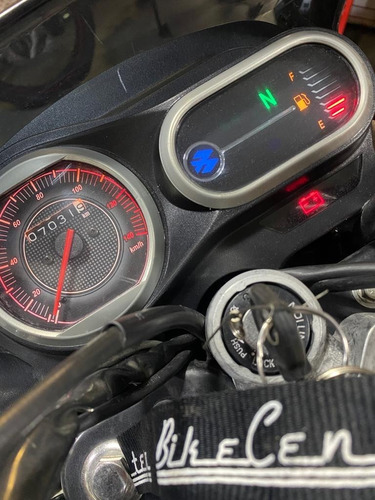 Imagen 20 de 25 de Bajaj V15 150