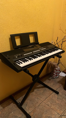 Órgano Yamaha Psre 433