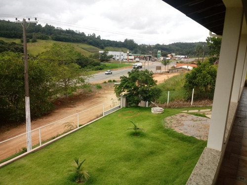 Chácara Maravilhosa Com 02 Dormitórios, Sacada, Cômodos Amplos, Linda Vista, Pertinho Da Cidade À Venda, 700 M² Por R$ 370.000 - Pinhalzinho/sp - Ch0415