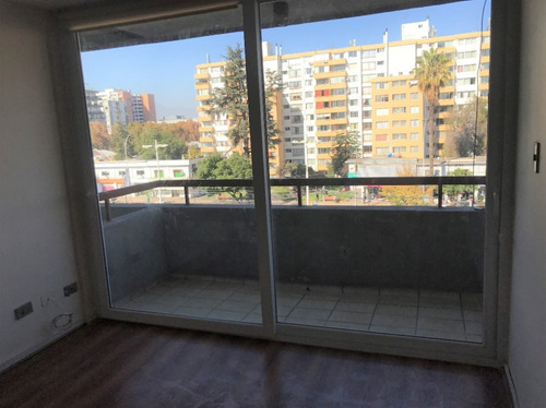 Se Vende Amplio Departamento En Ñuñoa Metro Chile España