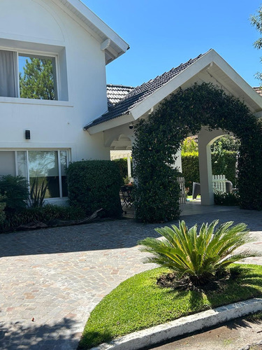 Casa En Venta Sosiego Apto Crédito Financiación Vista Al Golf Canning