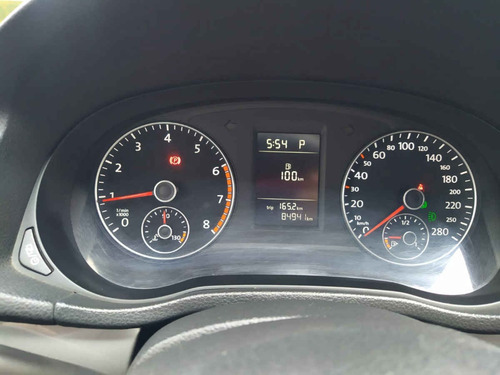 Imagen 13 de 15 de Volkswagen Passat 2015 4p Comfortline L5/2.5 Aut