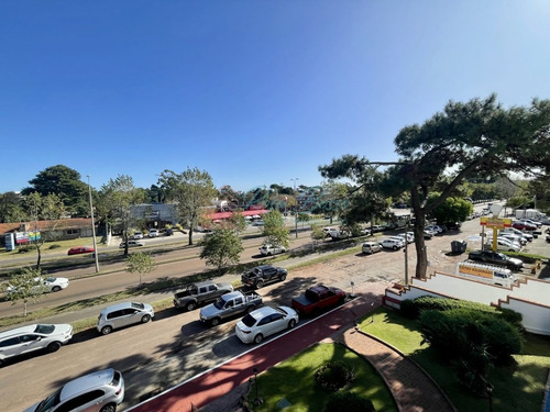 Imagen 17 de 22 de Apartamento De 3 Dormitorios Con Bajos Gastos A La Venta!!