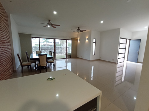 Imagen 15 de 30 de Zona Norte - Venta De Casa En Barcelona De Indias.