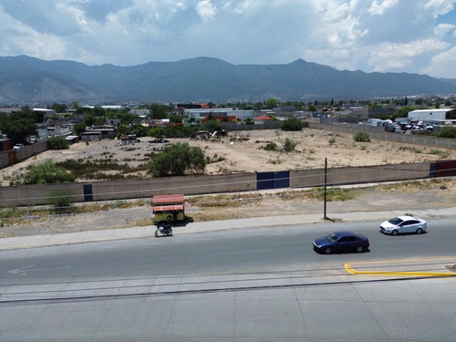 Renta De Terreno Comercial En Saltillo, Coahuila. En Ave. Manuel Perez Treviño (fray Landín) Agua Potable, Red De Drenaje Y Alcantarillado, Red De Electrificación, Alumbrado Público