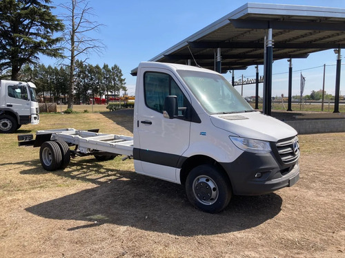 Mercedes-Benz Sprinter 517 CDI Chasis 4325