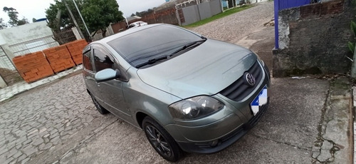 Imagem 1 de 12 de Volkswagen Fox 2008 1.6 Plus Total Flex 5p