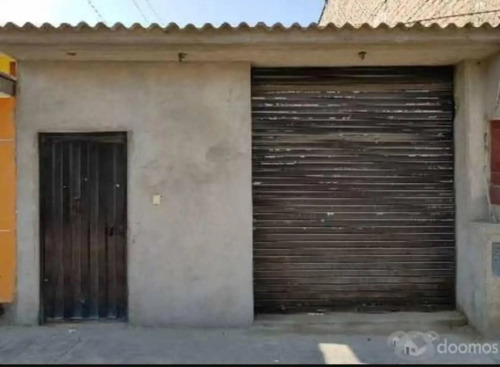 Casa De 3 Pisos En Tablada De Lurín