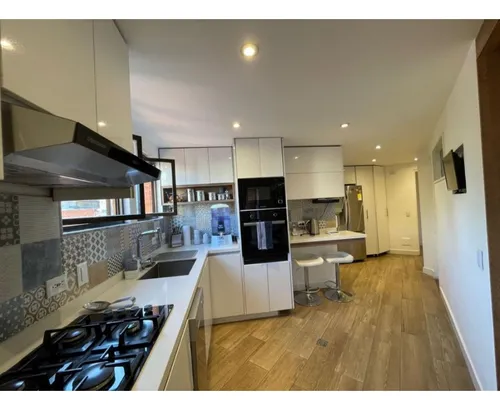 Vendo Santa Paula 200m2 3hab 4°piso Ext 2balcones Cbs 3parq