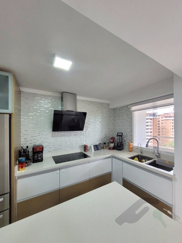 Imagen 2 de 23 de En Venta Apartamento En Frutas Condominiums 04143179211