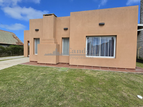Casa En Venta 3 Ambientes - Balneario Mar Chiquita