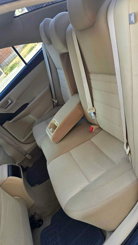 Toyota Camry 2.5 Le L4 At
