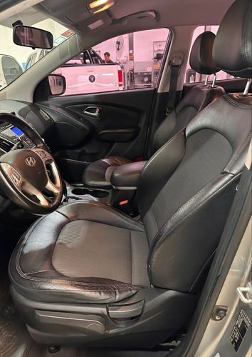 Imagen 11 de 21 de Hyundai Tucson 2.0 Gls 4x4 At Nd