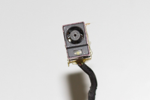Conector Power Jack Notebook Hp 1000-1210la 676708-yd1 (Usado)