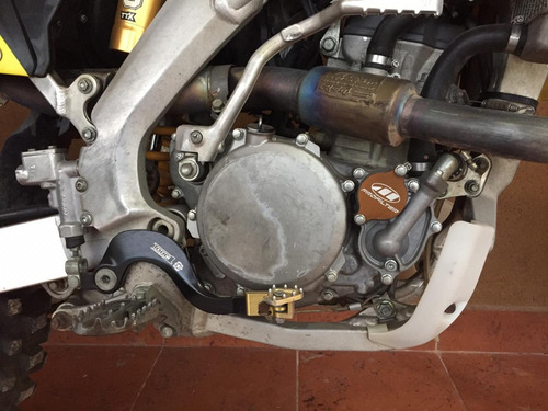 Suzuki Rmz