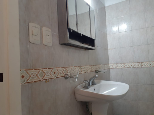 Ph De 2 Ambientes En Planta Baja