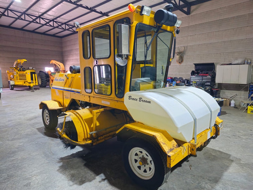 Mca: Broce Rjt 350, Motor 4 Cilindros John Deere, 2541 Horas
