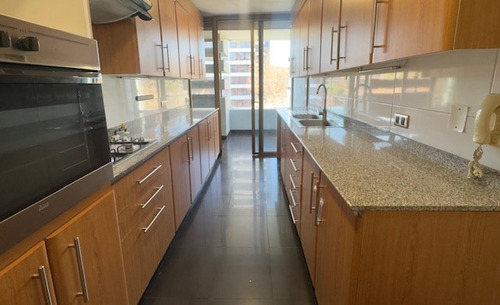 Departamento En Venta De 4 Dorm. En Vitacura